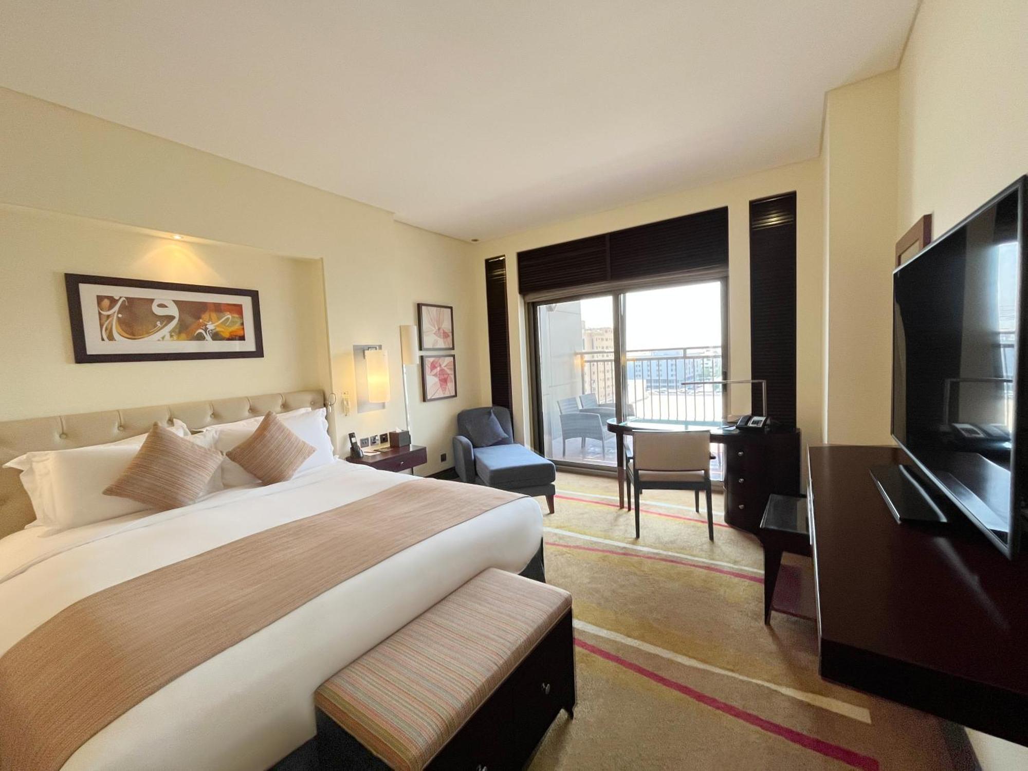 Sofitel Al Khobar The Corniche Hotel Exterior foto A room at the hotel