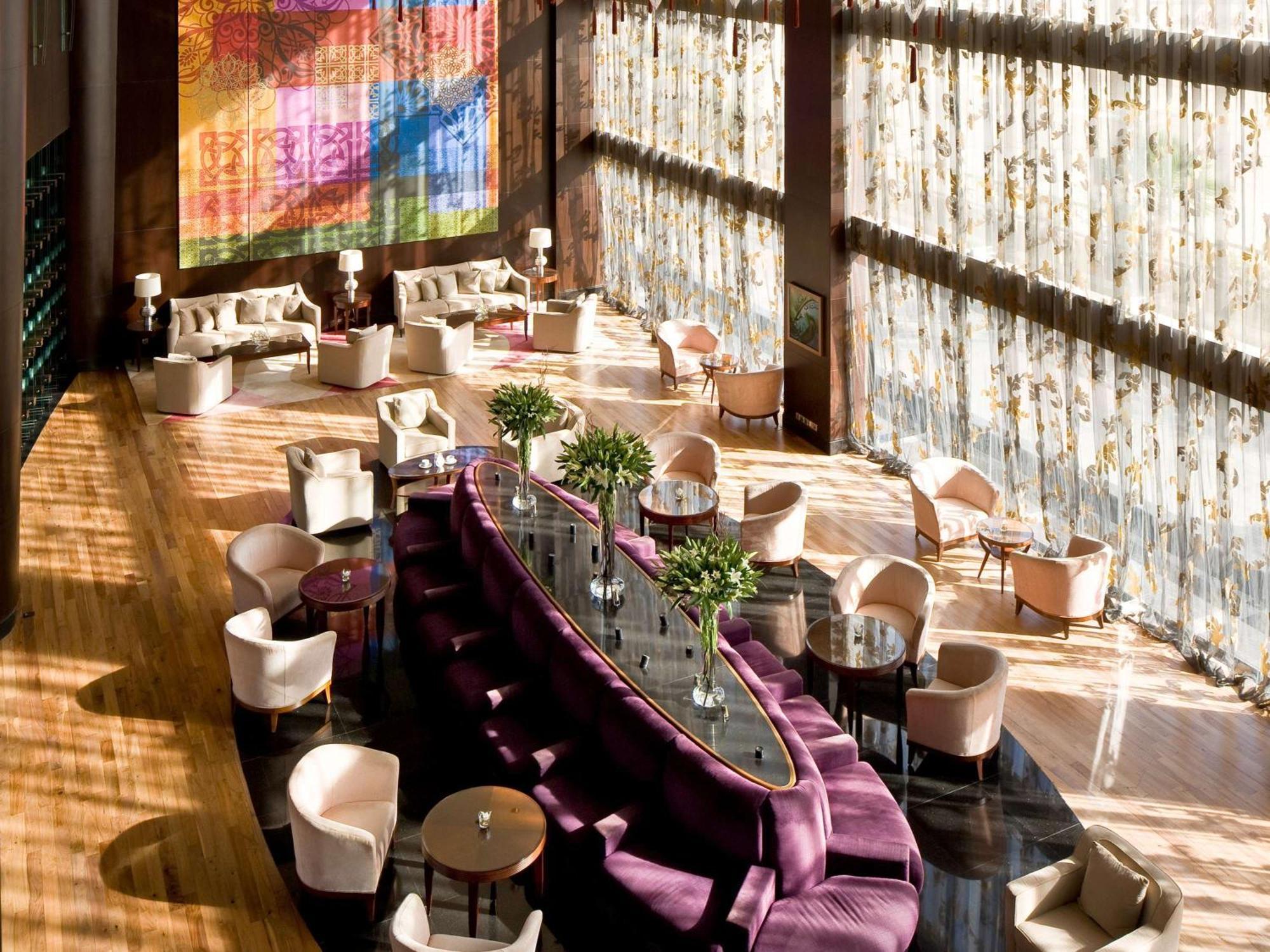 Sofitel Al Khobar The Corniche Hotel Exterior foto The interior of the restaurant