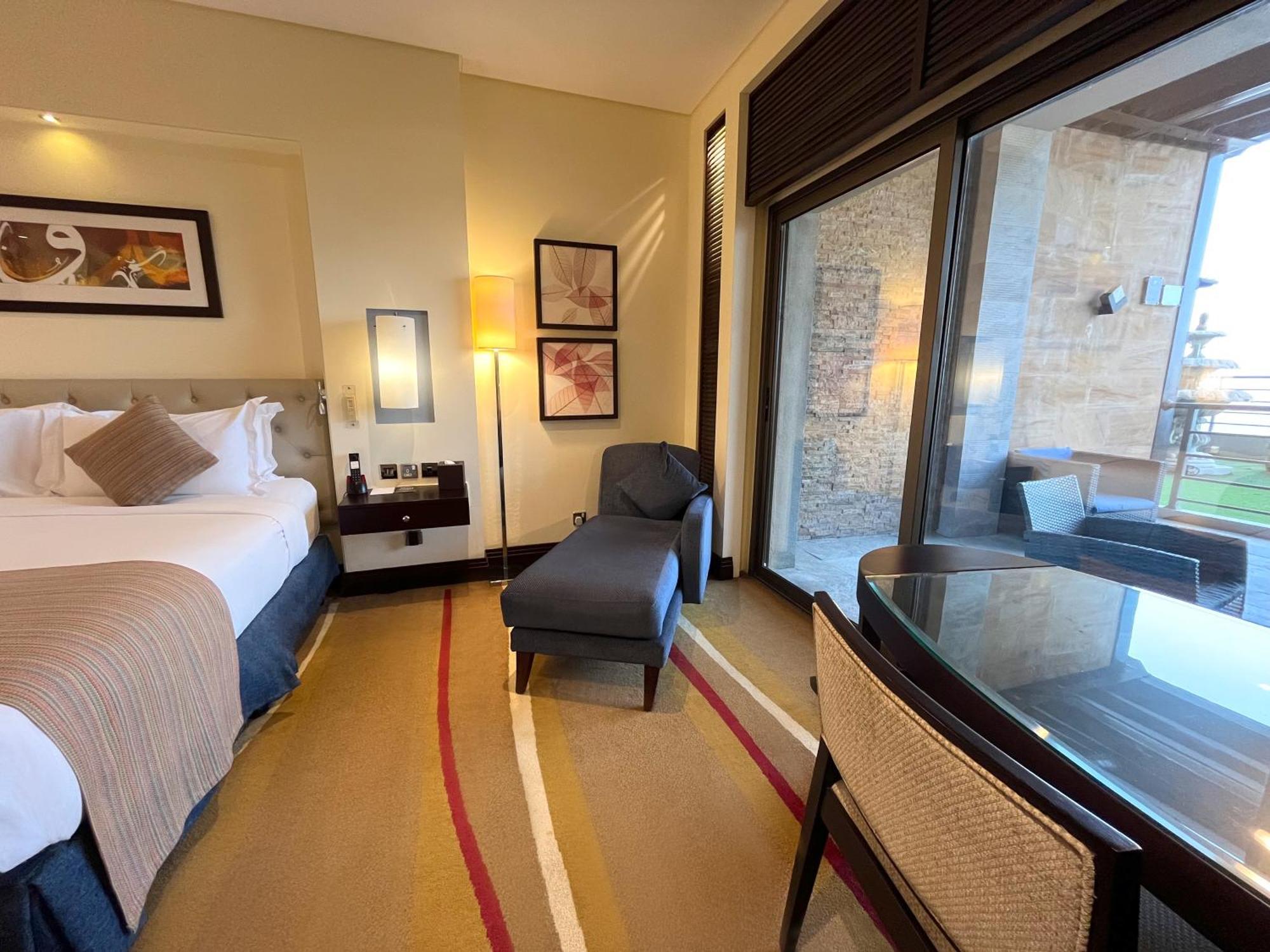 Sofitel Al Khobar The Corniche Hotel Exterior foto A room at the Taj Mahal Palace